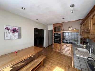 Maison - 199 m² - 7 pièces