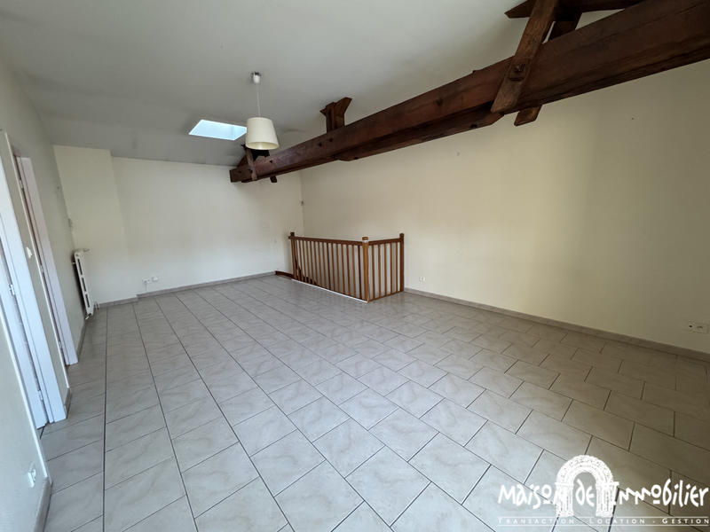 Appartement - 80 m² - 3 pièces
