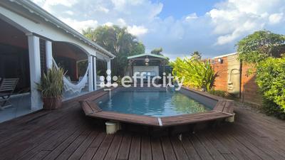 Maison - 104 m² - 5 pièces