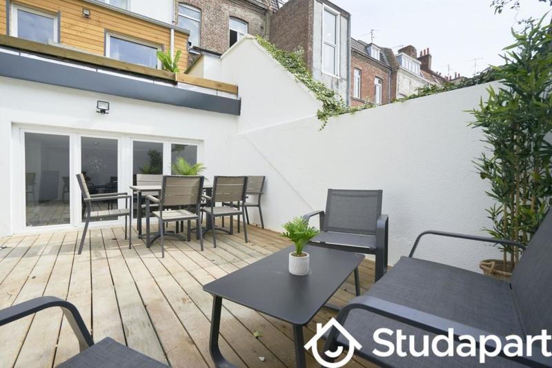 Chambre - 11 m² - 1 pièce