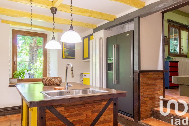 Maison - 370 m² - 8 pièces