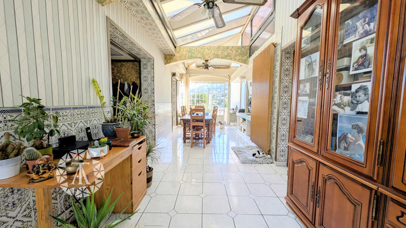 Villa - 158 m² - 6 pièces