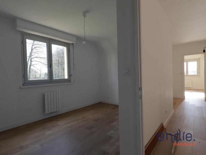 Maison - 232 m² - 8 pièces