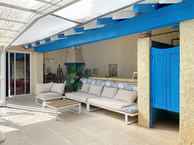 Villa - 212 m² - 7 pièces