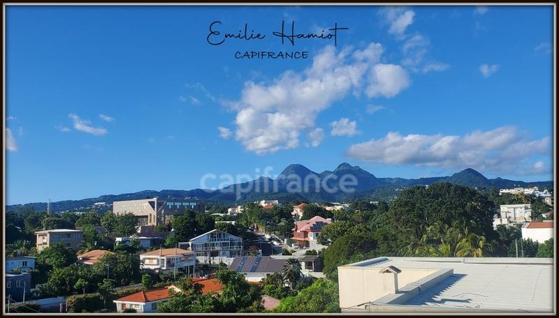 Immeuble - 209 m² - 9 pièces