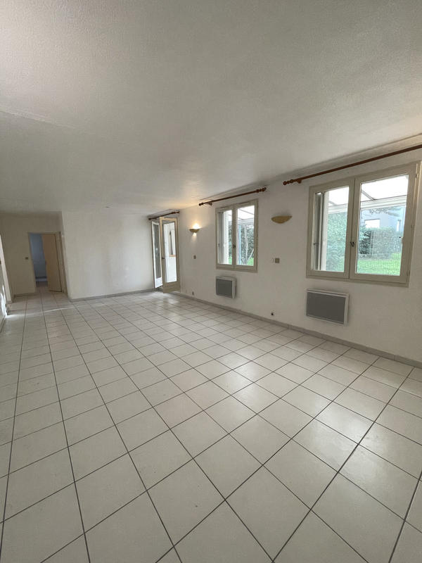 Appartement - 96 m² - 4 pièces
