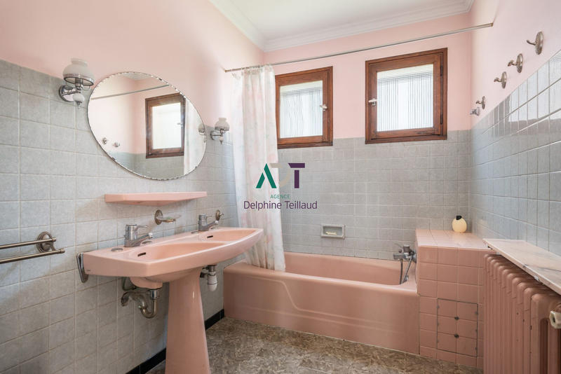 Maison - 146 m² - 6 pièces