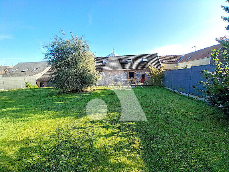 Maison - 163 m² - 8 pièces