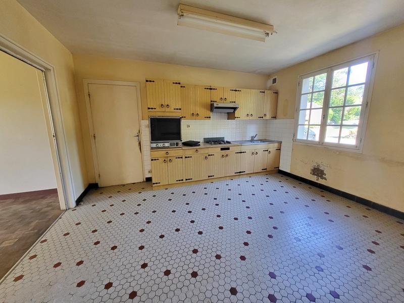 Maison - 161 m² - 9 pièces