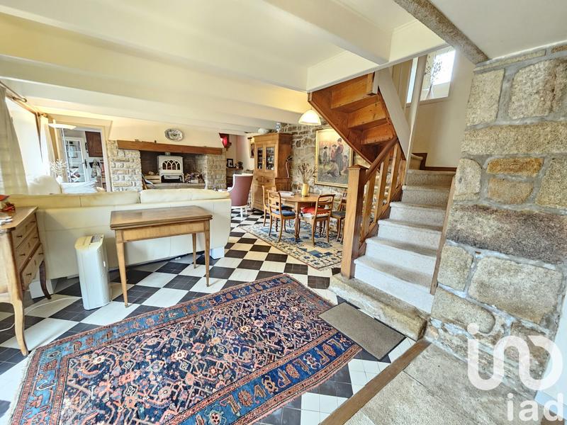 Maison - 151 m² - 6 pièces