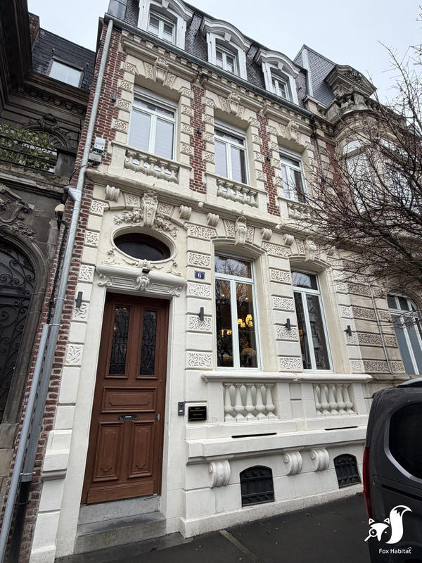 Maison - 170 m² - 1 pièce