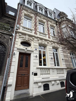 Maison - 170 m² - 1 pièce