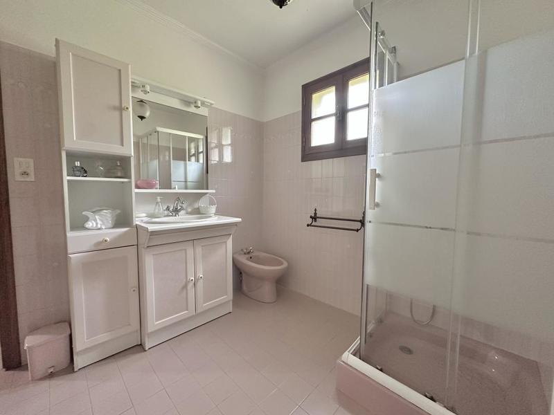 Maison - 220 m² - 7 pièces