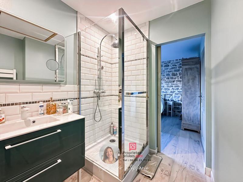 Maison - 180 m² - 4 pièces