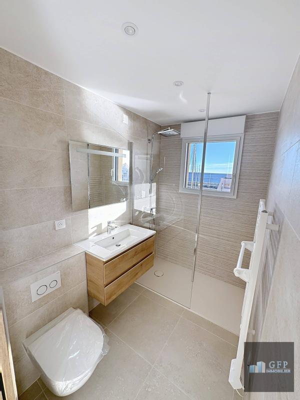 Appartement - 93 m² - 4 pièces