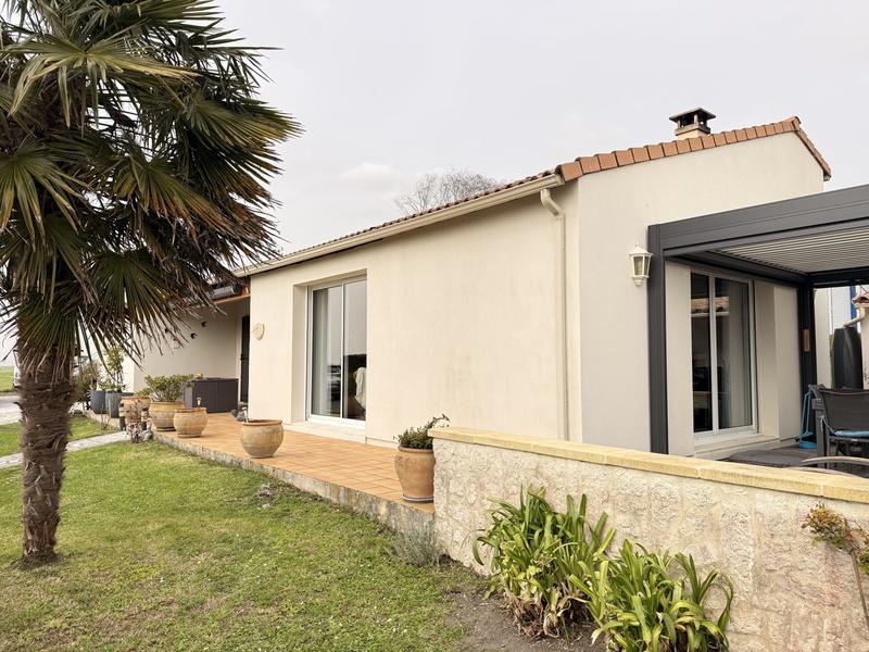 Maison - 108 m² - 4 pièces