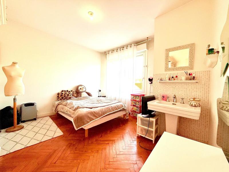 Maison - 193 m² - 6 pièces