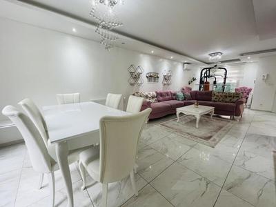 Maison - 107 m² - 4 pièces