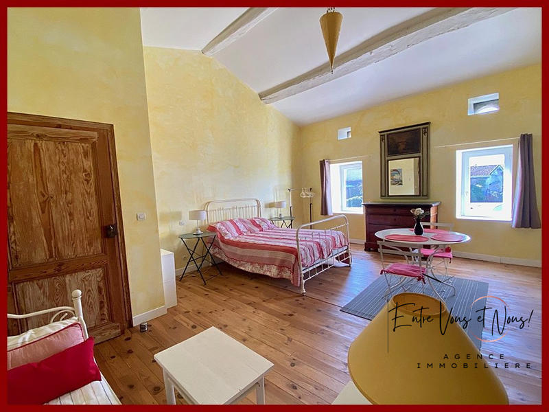 Maison ancienne - 282 m² - 6 pièces