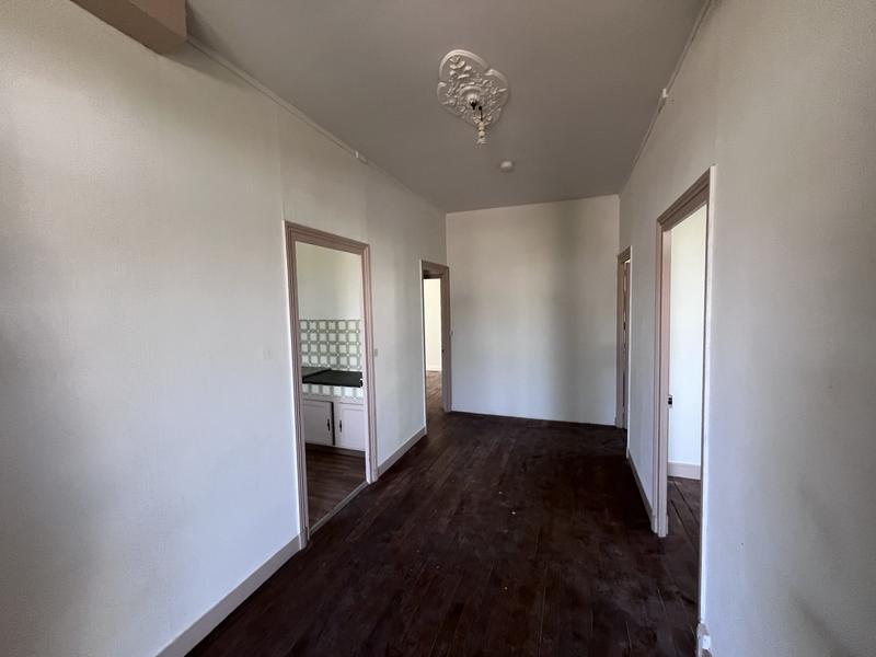 Appartement - 82 m² - 3 pièces