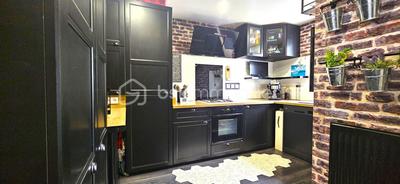 Maison - 91 m² - 5 pièces