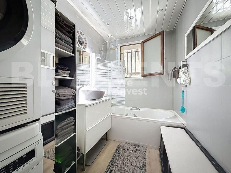 Maison traditionnelle - 148 m² - 7 pièces