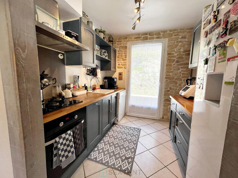 Maison - 94 m² - 5 pièces