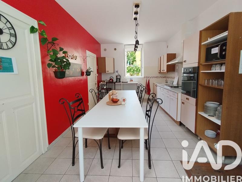 Maison - 309 m² - 12 pièces