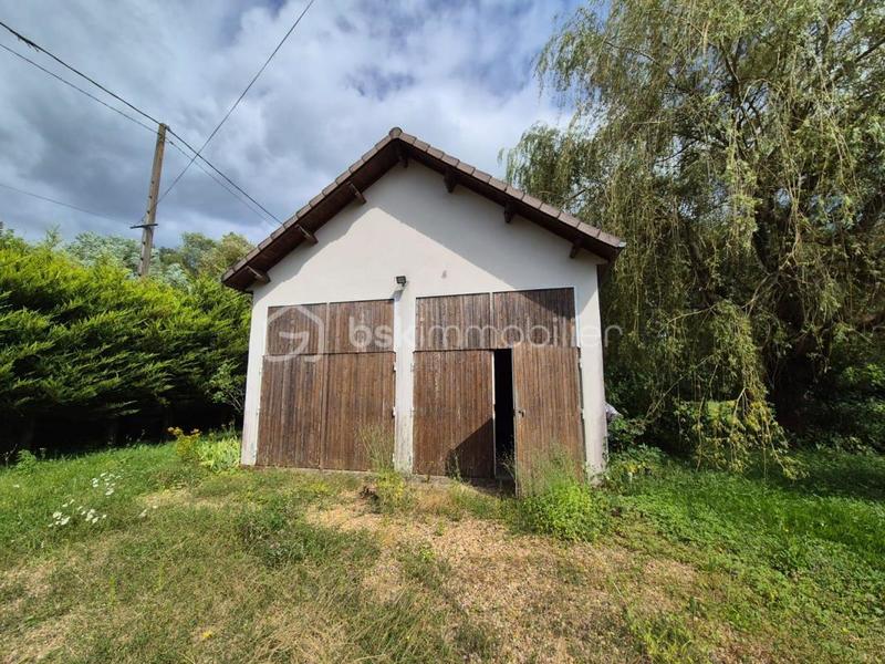 Maison traditionnelle - 90 m² - 4 pièces