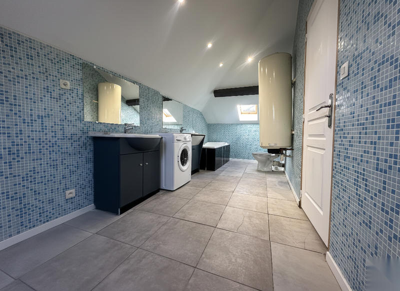 Appartement - 111 m² - 5 pièces