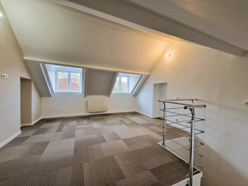 Maison - 102 m² - 4 pièces