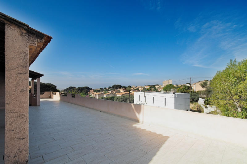 Maison - 190 m² - 5 pièces