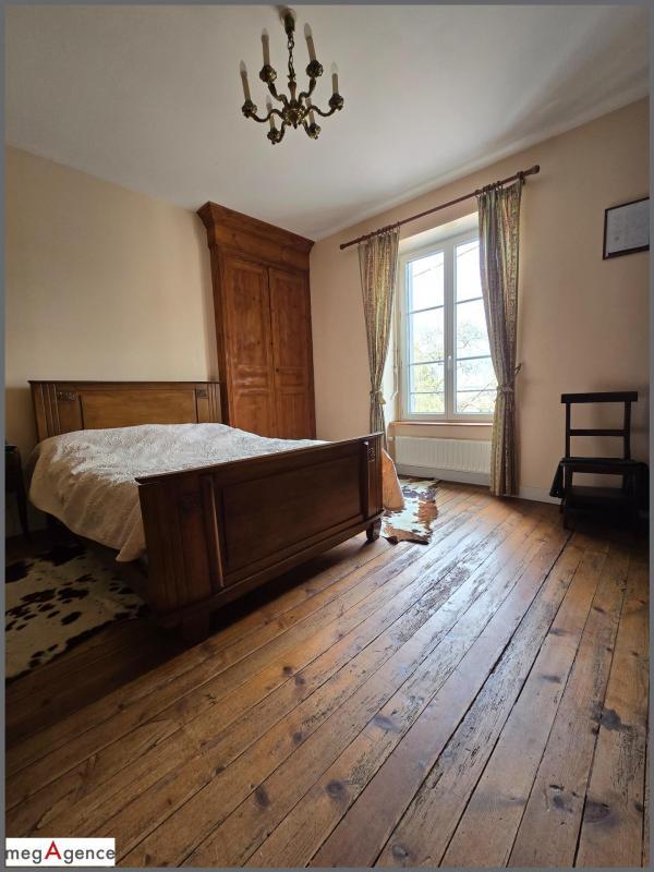 Maison - 130 m² - 7 pièces