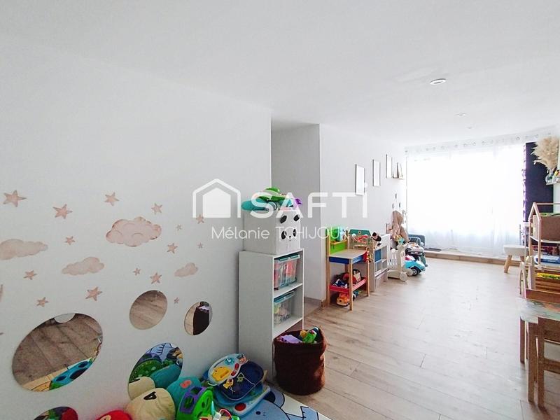 Maison - 90 m² - 4 pièces