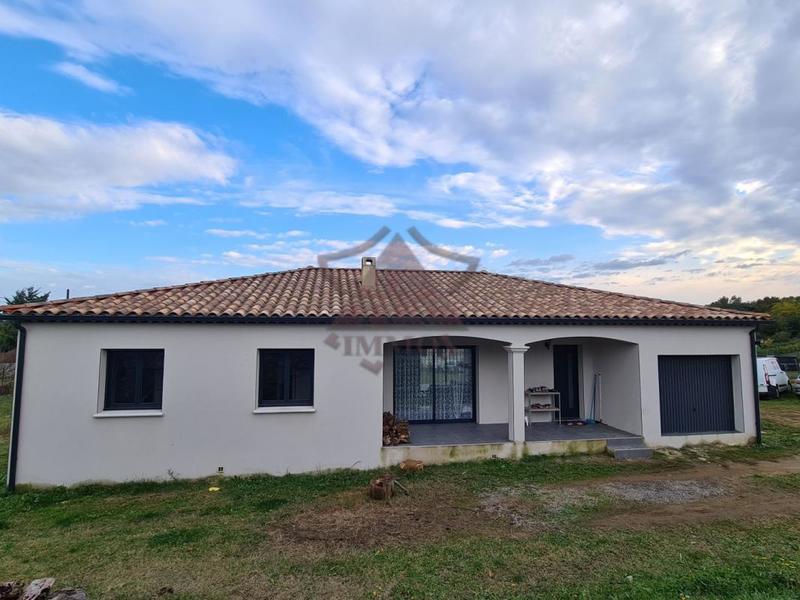 Maison - 111 m² - 5 pièces