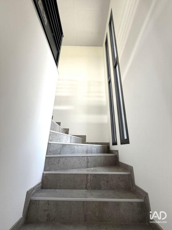 Local commercial - 194 m²