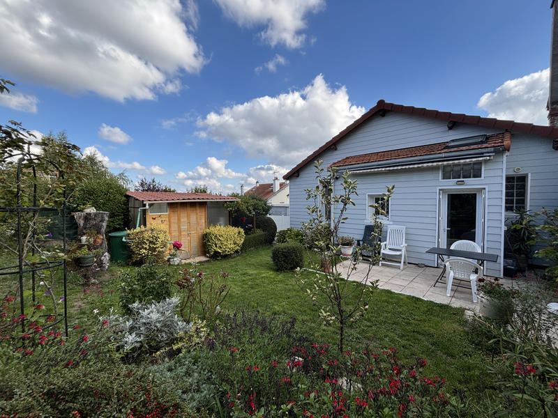 Maison - 90 m² - 4 pièces