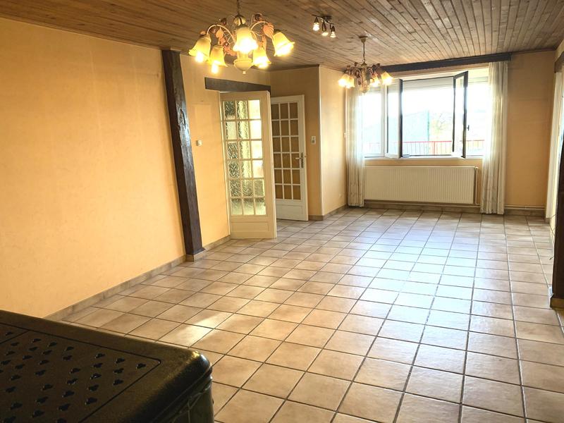 Maison - 235 m² - 11 pièces