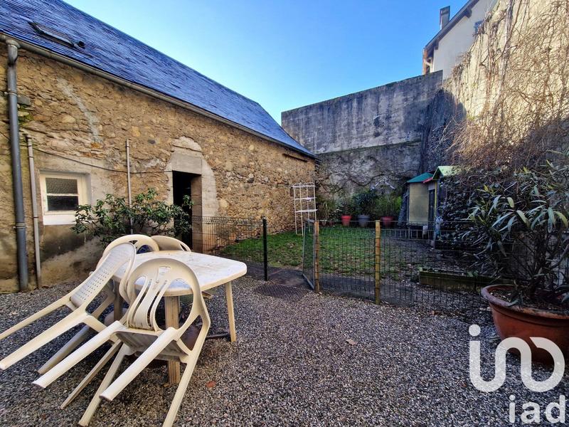 Maison - 183 m² - 9 pièces