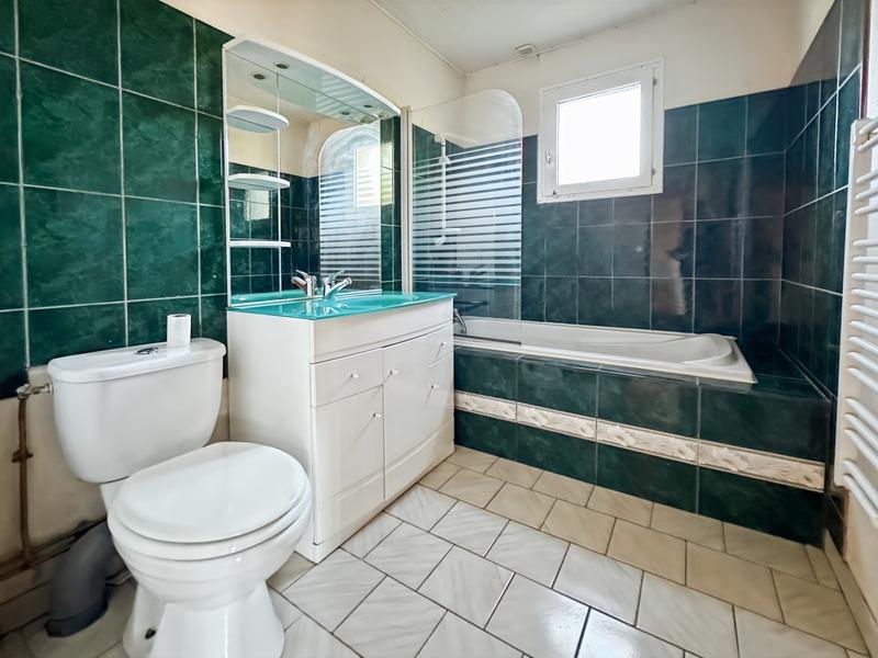 Maison - 106 m² - 5 pièces