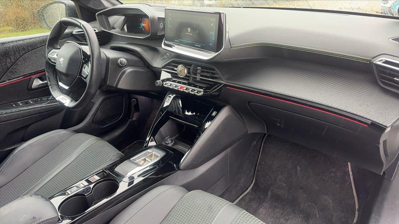 Peugeot 208 III 136 50 kWh Gt