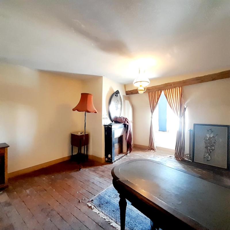 Maison ancienne - 172 m² - 7 pièces