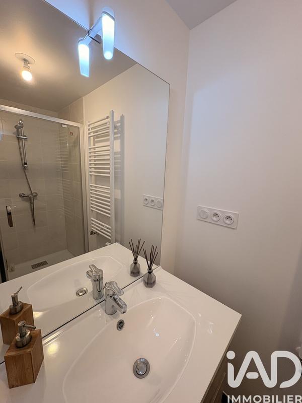 Appartement - 92 m² - 5 pièces