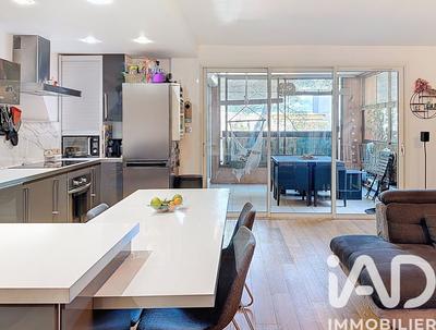 Appartement - 81 m² - 4 pièces