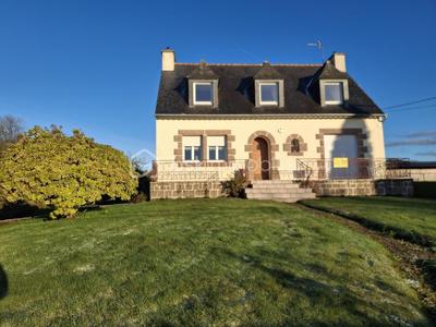 Maison ancienne - 115 m² - 6 pièces