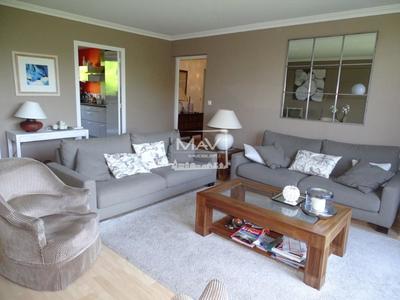 Appartement - 100 m² - 3 pièces