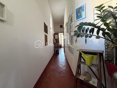 Appartement - 64 m² - 4 pièces