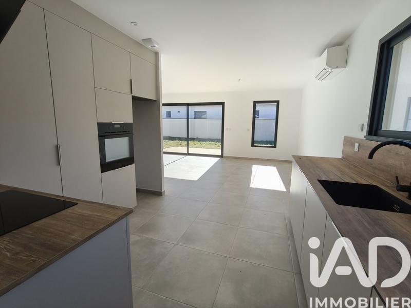 Maison - 97 m² - 5 pièces