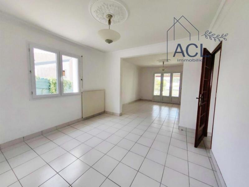 Maison - 158 m² - 7 pièces