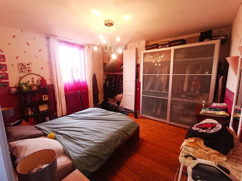 Maison traditionnelle - 139 m² - 7 pièces